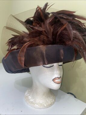 Beautiful Dress Hat / Church Hat by Donna Vinci
